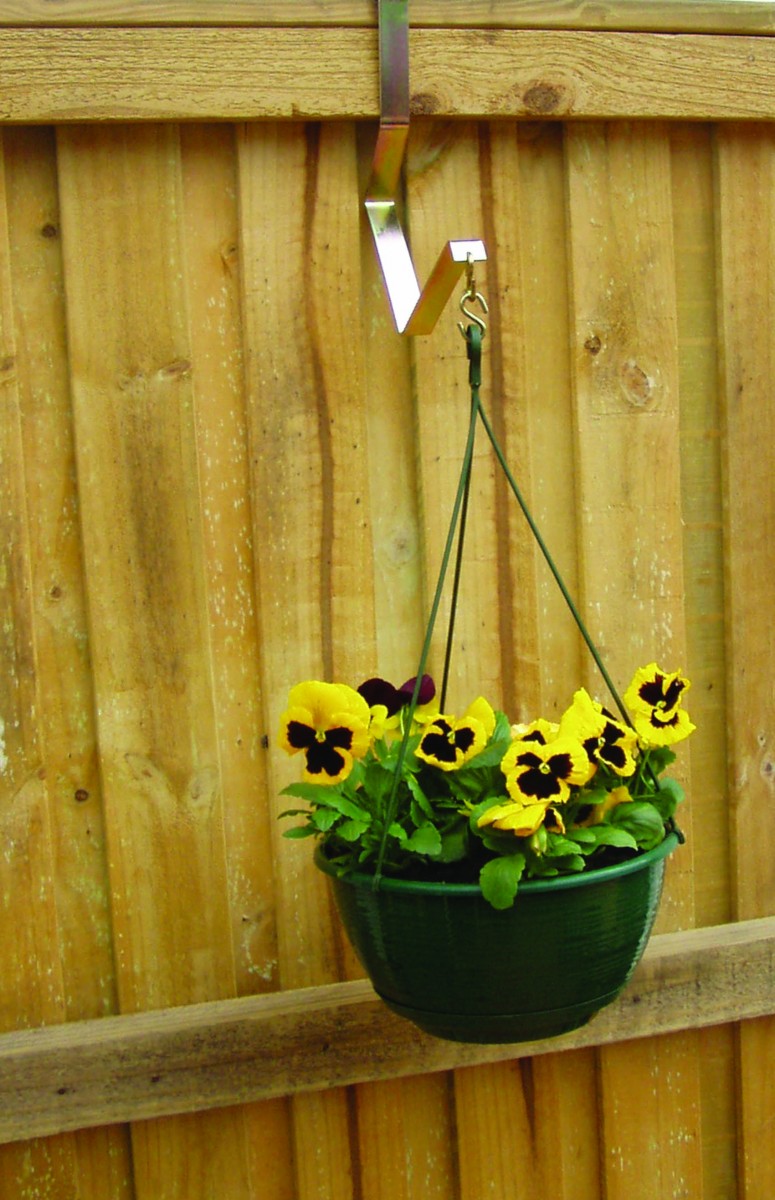 Lap & Cap Wooden Fence Pot Plant Hangers